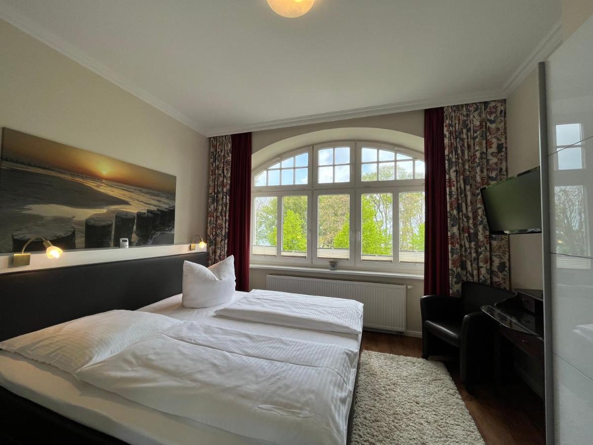 4 Sterne Hotel Hubertusburg Ostseebad Kühlungsborn エクステリア 写真